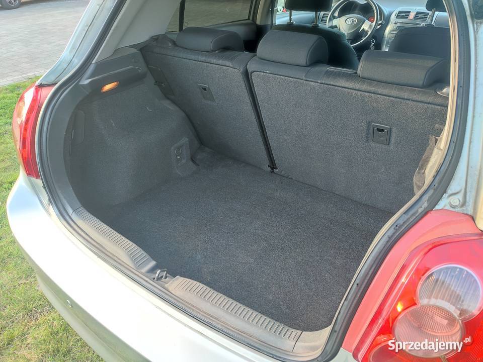 Sprzedam Toyotę Auris ABS łódzkie Marzenin