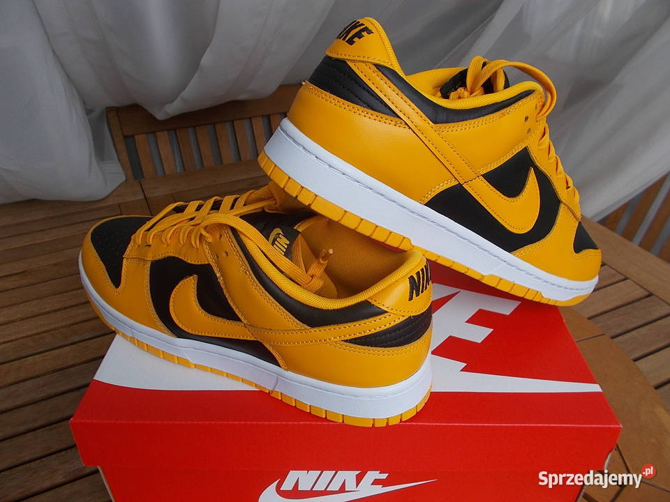 r455 i 45 Nike Dunk Low Championship Goldenrod Nike Sportowe