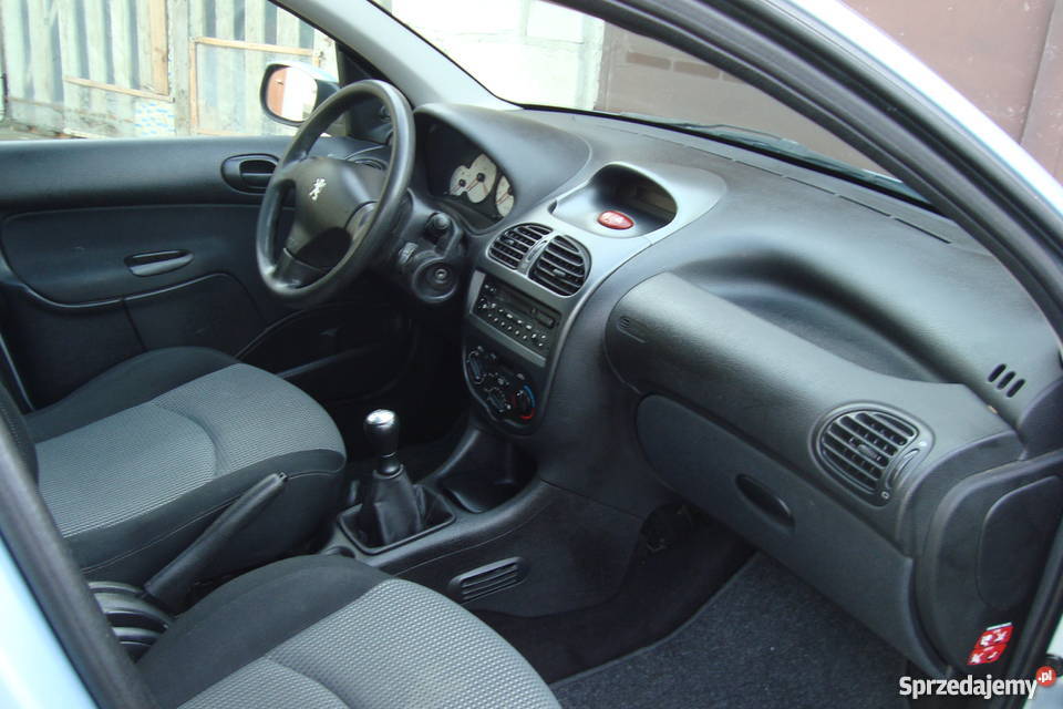 PEUGEOT 205 SW 2005 136 Rok produkcji 2005 Kościan
