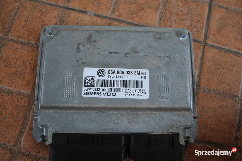 KOMPUTER STEROWNIK SILNIKA VW GOLF V 16