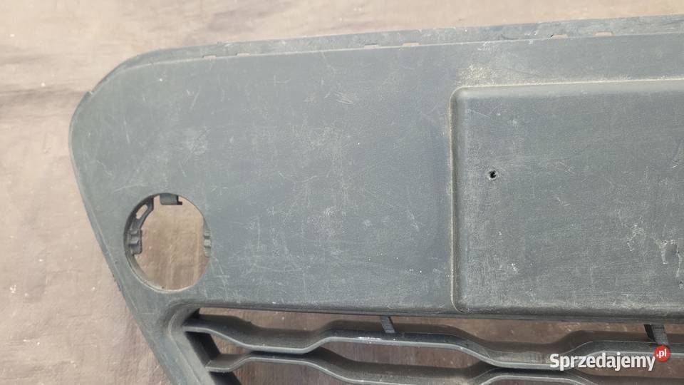 KIA RIO III 3 KRATKA ZDERZAKA ŚRODKOWA