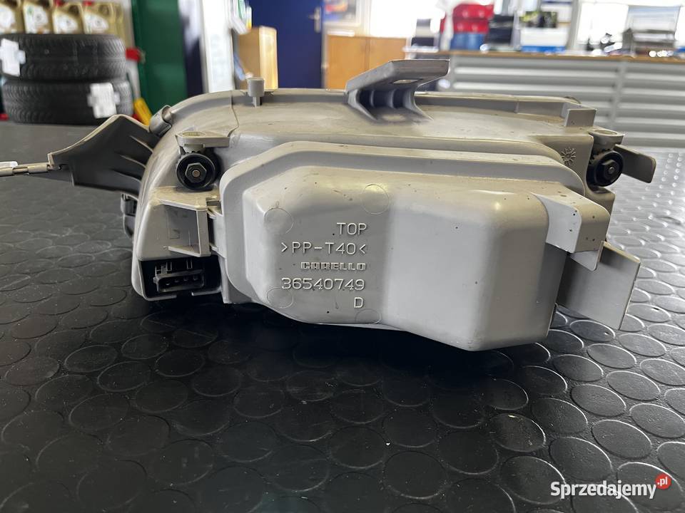 Reflektor prawy Fiat Punto model 176 19931999 Lampy przednie dolnośląskie Zgorzelec