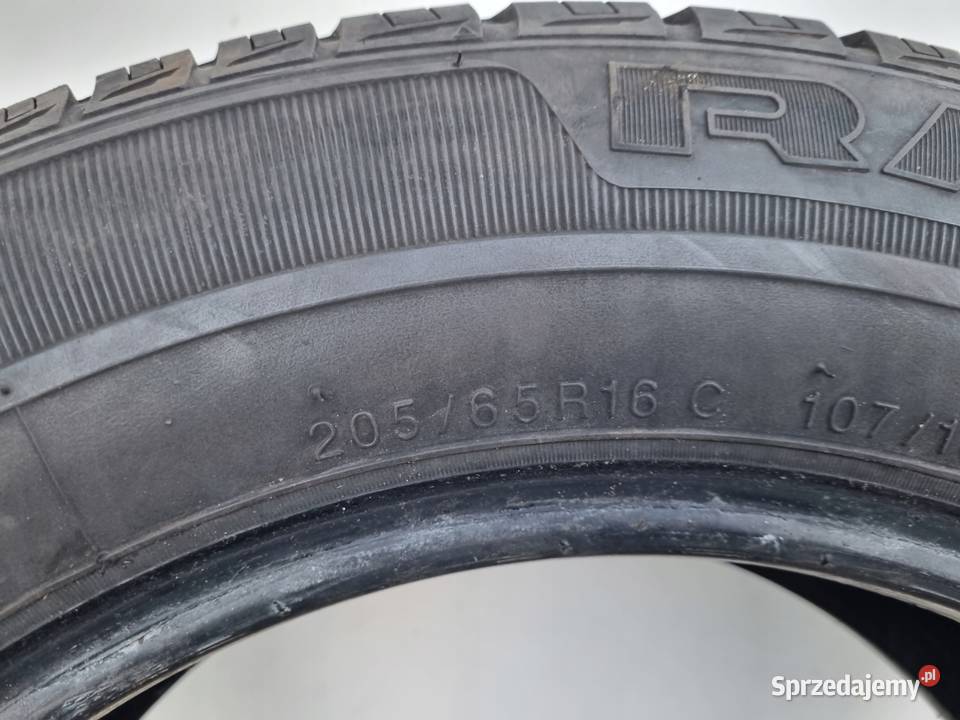2x OPONA LETNIA Kumho Radial 857 20565 R16C Rudka