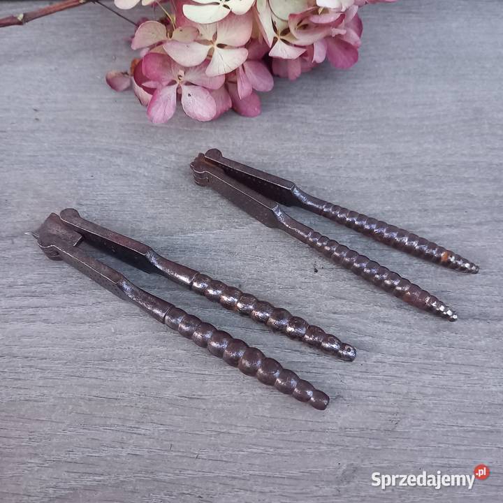 Stary metalowy dziadek do orzechów Francja