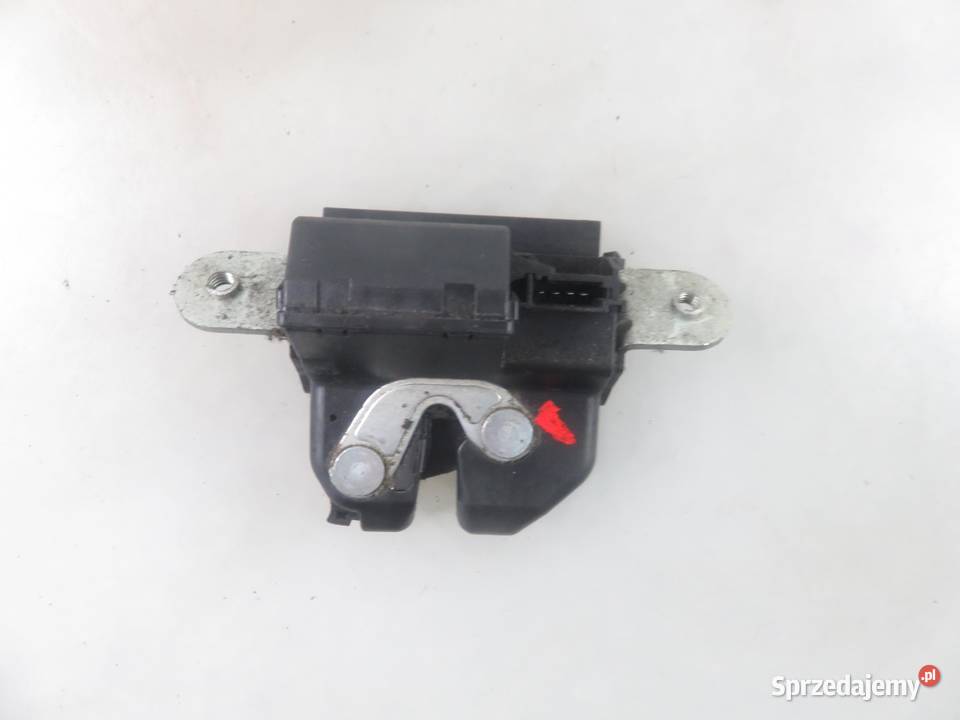 ZAMEK KLAPY OPEL CORSA D osobowe małopolskie