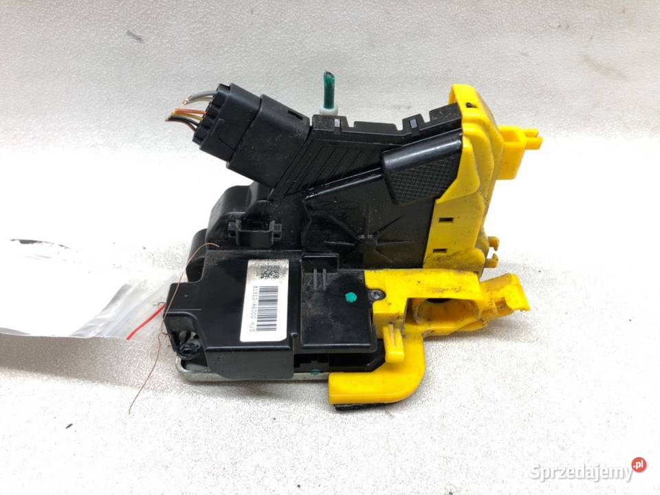 ZAMEK PRZÓD LEWY HYUNDAI i30 Kombi 81310A6000