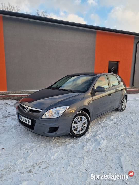 Hyundai i30 16 crdi 5 drzwi manualna świętokrzyskie Ostrowiec Świętokrzyski