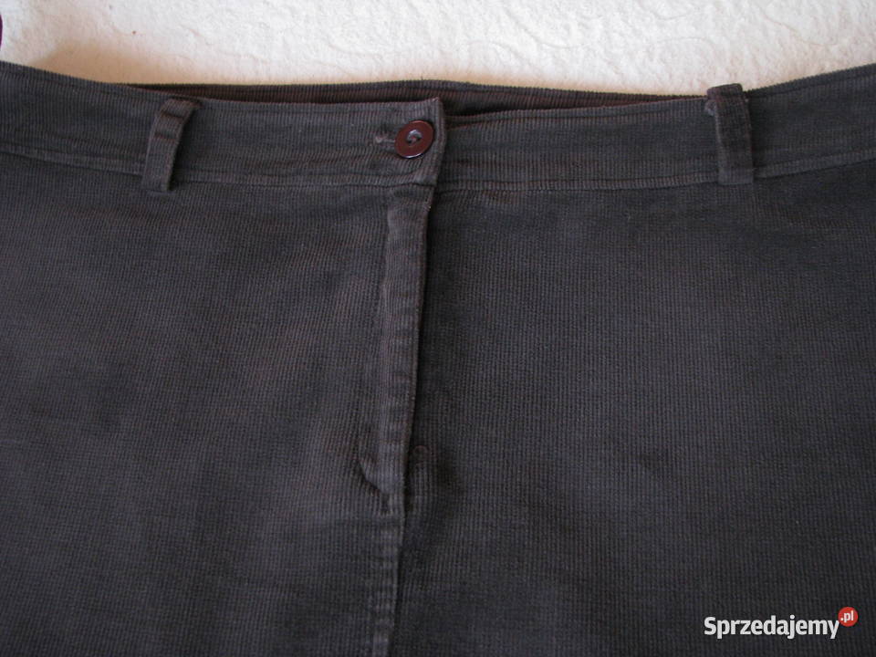 Sztruksowa spódnica z kloszem kloszowana brąz 44 Brzegi