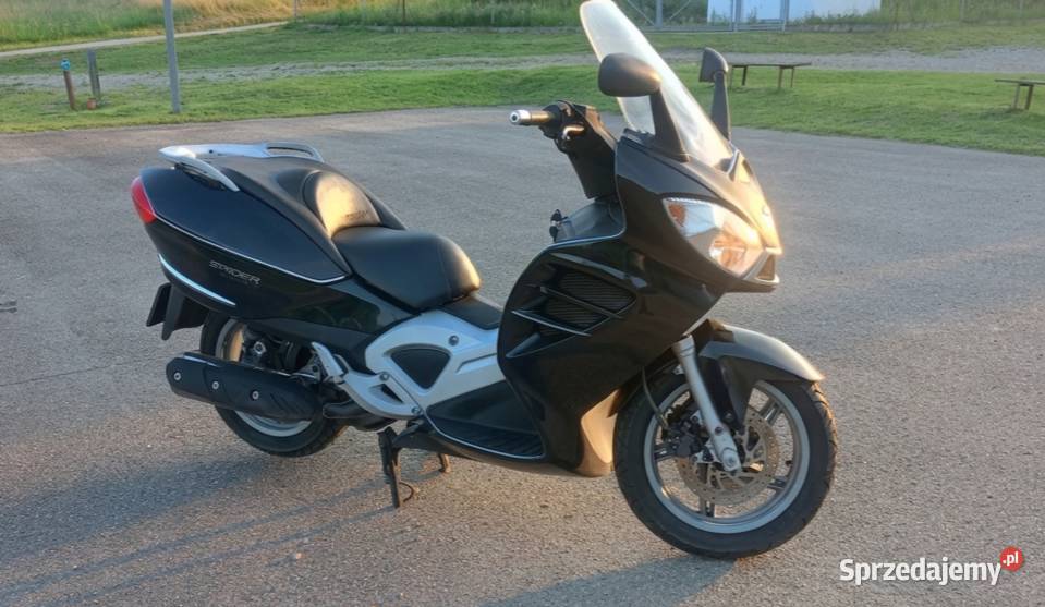Skuter Malaguti 500 Piaggio 40 SpiderMax GT500
