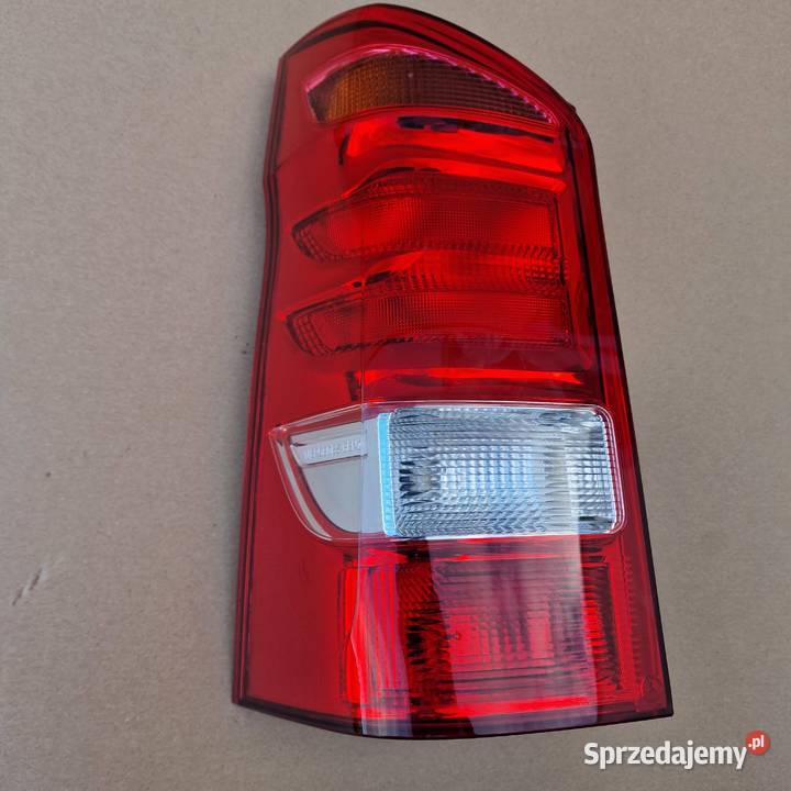 MERCEDES VITO 447 W447 LAMPA TYŁ LEWA