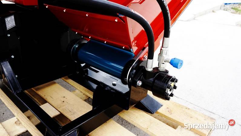 Rębak REMET CNC RP150 WOM taśmociąg hydrauliczny