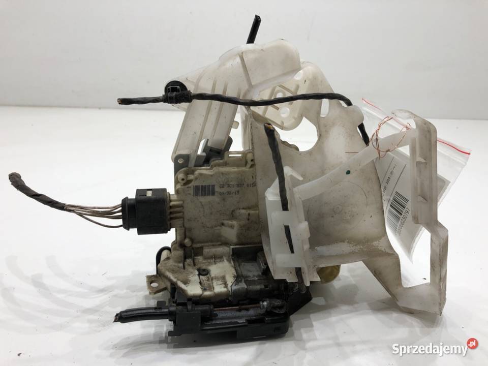 ZAMEK DRZWI LEWY PRZÓD VW PASSAT B7