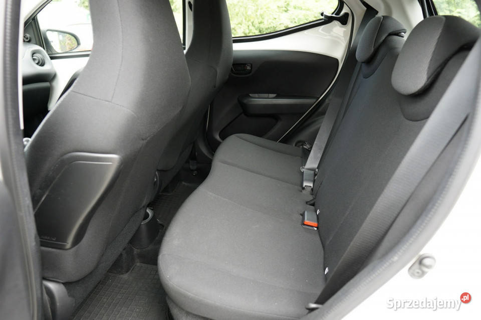 Toyota Aygo 10 72 5d hatchback facelift II 2014