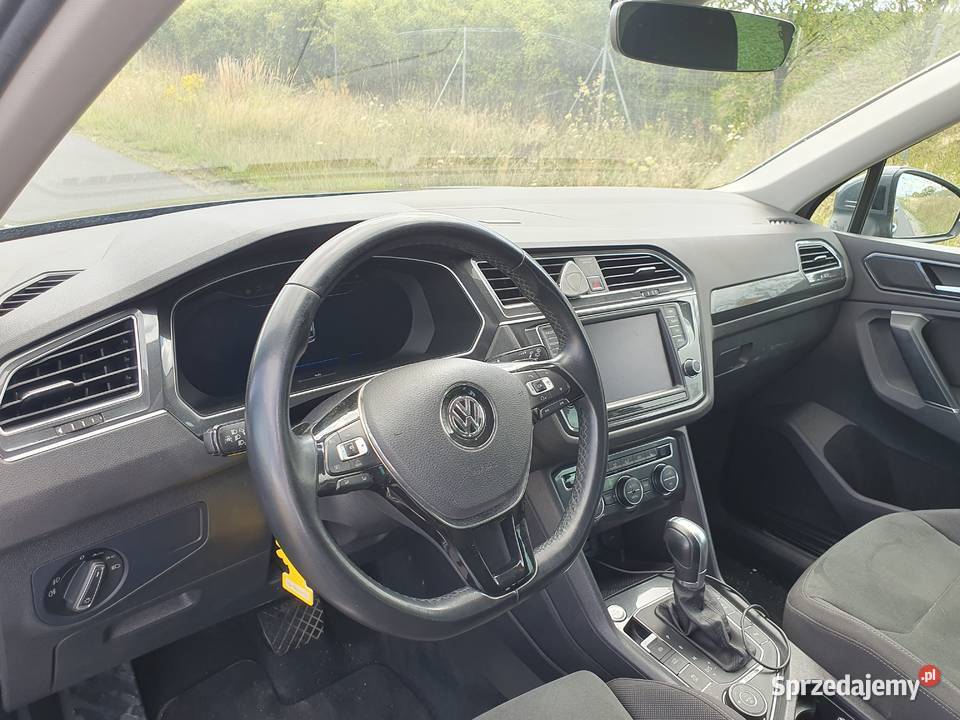 VW TIGUAN 20TSI 4MOTION automatyczna Samochody osobowe Poznań