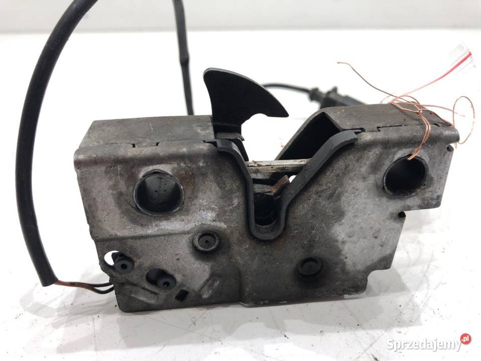 ZAMEK MASKI PRZÓD SKODA OCTAVIA III Kombi