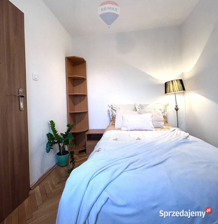 Trzy pokoje park i komunikacja z centrum Liczba pokoi 3