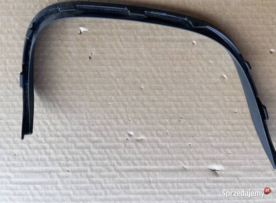 PORSCHE MACAN RAMKA TŁUMIKA LEWA DOLNA 95B807811 Międzychód sprzedam