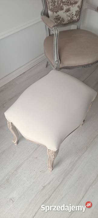 Stylowa pufa podnóżek stołek taboret Ludwik 47cm Szczecin