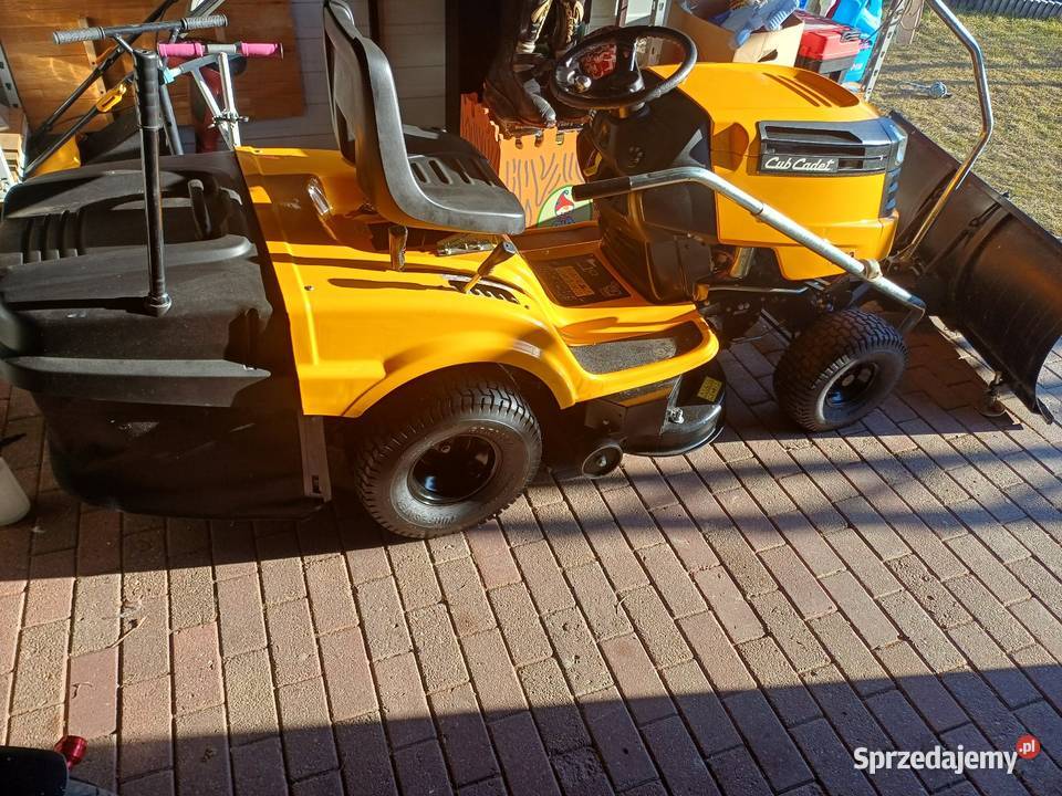 Kosiarka traktorek Cub Cadet sprzedam
