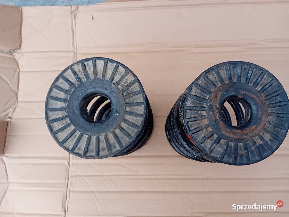Sprężyny zawieszenia tył Renault Clio 2 04r Nysa