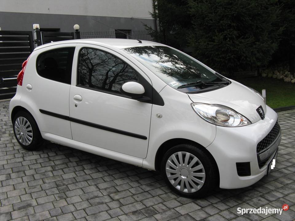 Śliczny Peugeot 107 5Drzwi Klimaelektryka Aygo bluetooth Czechówka