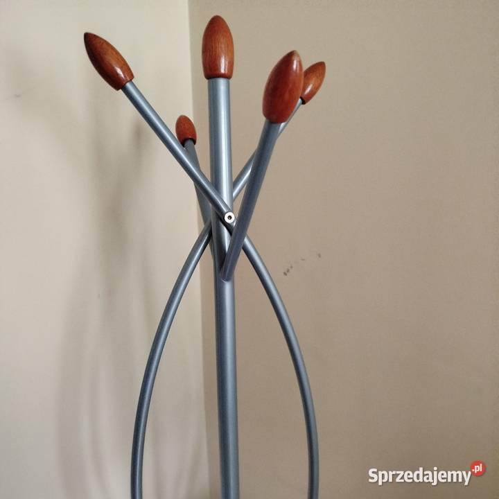 Wieszak pokojowy stojący