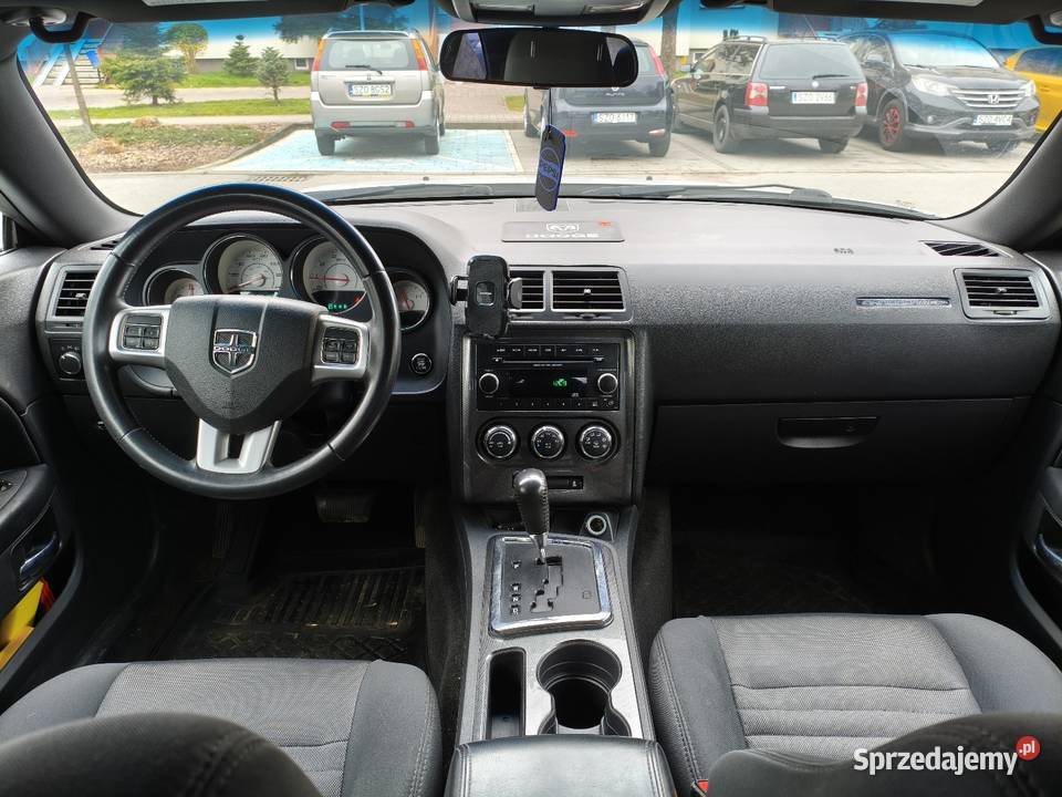 Dodge Challenger 36 V6 pentastar VVT Żory
