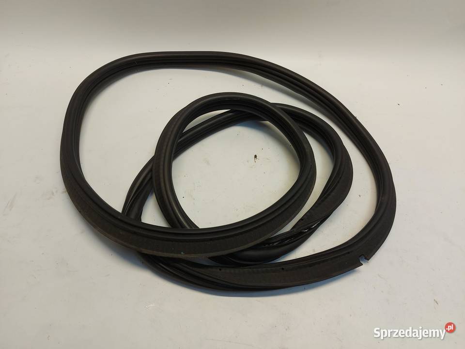 Ford Explorer VII R2KB USZCZELKA BAGAŻNIKA osobowe sprzedam