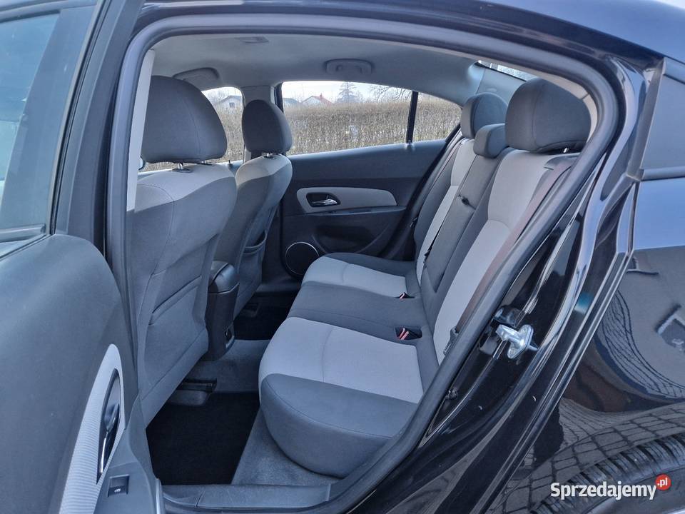 Chevrolet Cruze 16 Benzyna Mały przebieg Nowy