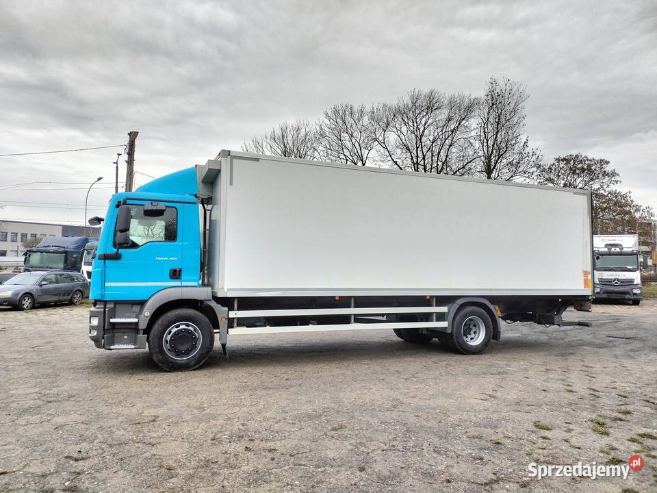 MAN TGM 15250 4x2 KONTENER IZOTERMA WINDA nie śląskie Częstochowa