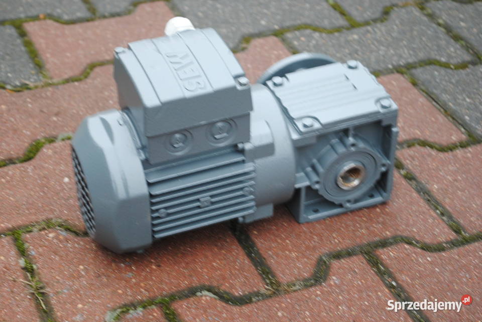 Motoreduktor kątowy 012kw 18obrmin SEW Kargowa