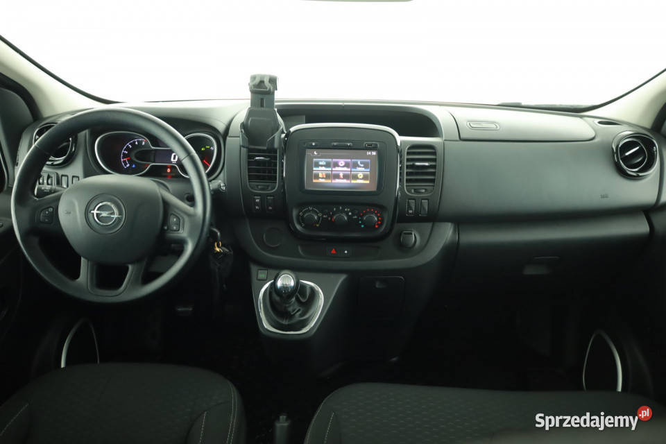 Opel Vivaro 16 BiCDTI centralny zamek Vivaro