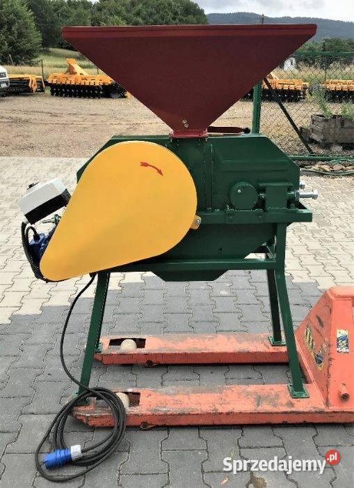 Gniotownik 230V WALCOWY zgniatacz ziarna GZ5 Kamionna