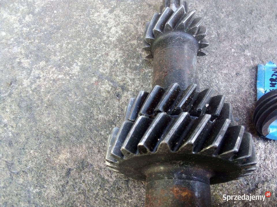 Wałek głównychoinka skrzynia fiat 125p Leszno sprzedam