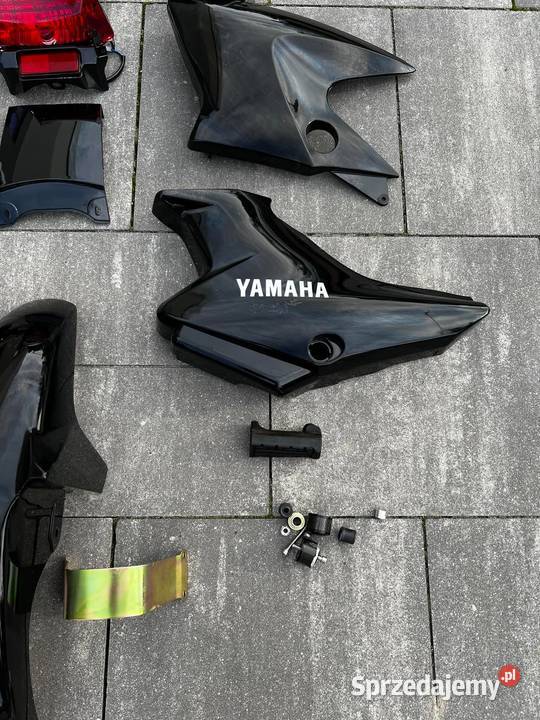 Yamaha YBR 125 komplet owiewek lampy błotniki Łańcut