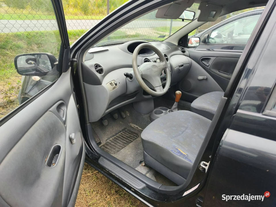 Toyota Yaris 2002r 10 Benzyna Wspomaganie Tanio Warszawa