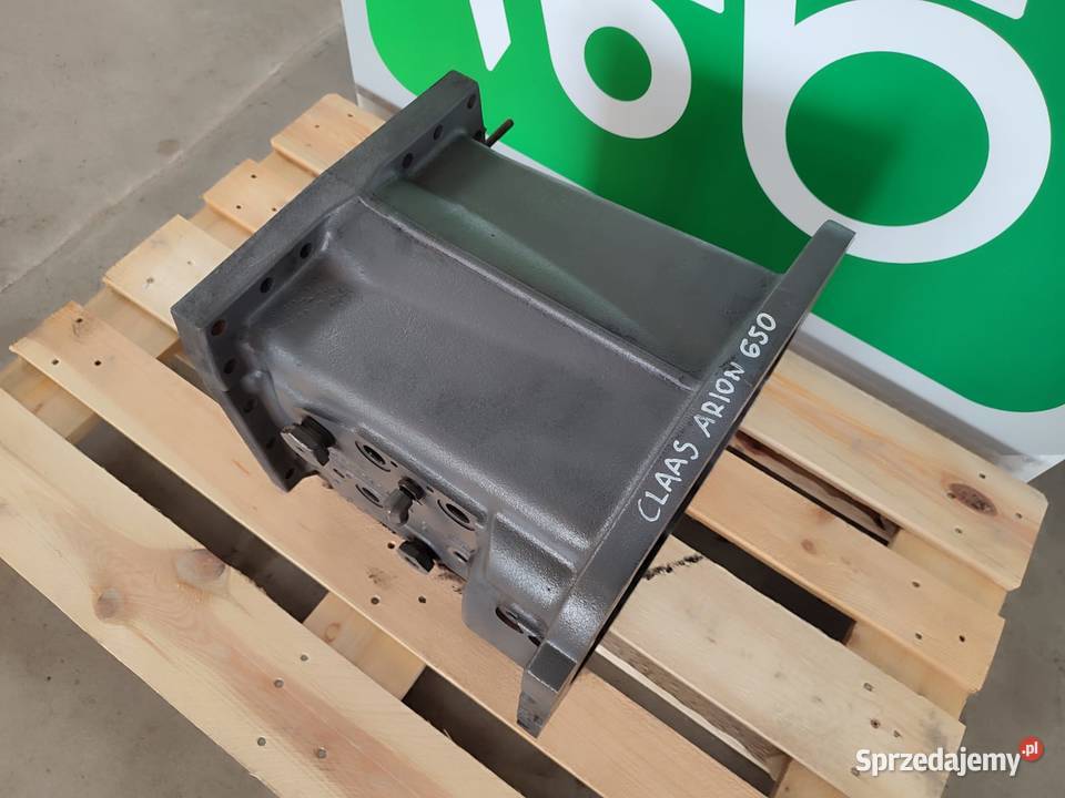 Obudowa skrzyni biegów 1503B117A06A CLAAS ARION Motoryzacja