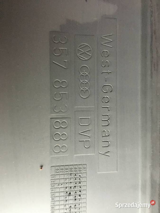VW PASSAT B3 GT KOMBI LISTWY BOCZNE Motoryzacja Białystok
