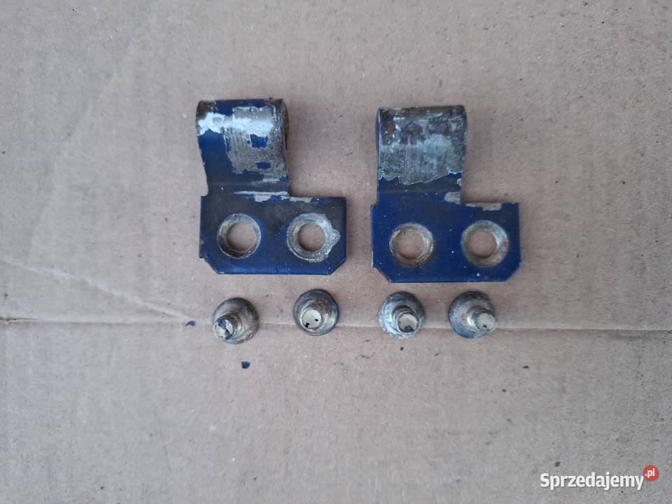 Zawiasy tylnej belki pokrywy silnika Fiat 126p osobowe opolskie Strzelce Opolskie