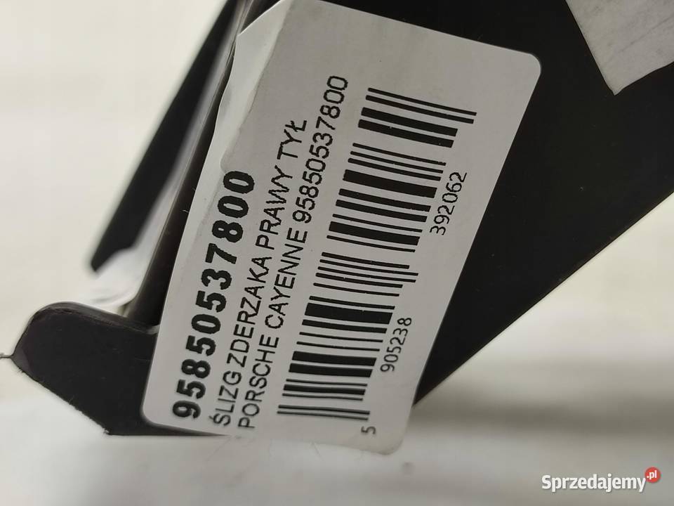 ŚLIZG ZDERZAKA PRAWY TYŁ PORSCHE CAYENNE 1014