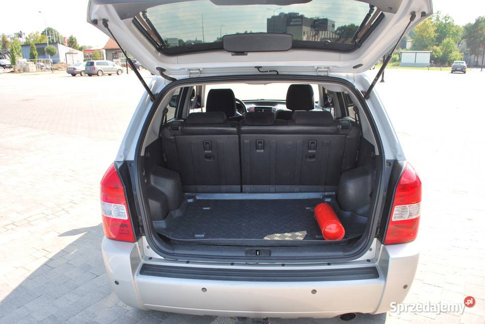 Hyundai Tucson 20 Benzyna 140 Klima bluetooth centralny zamek Nowy Sącz