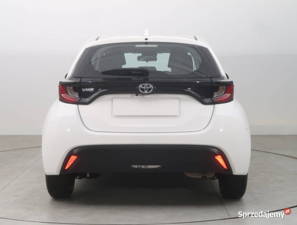 Toyota Yaris 15 VVTi wielofunkcyjna kierownica Bielany Wrocławskie