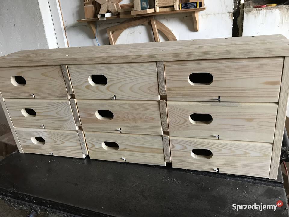 Budka jerzyków 9 gniazd