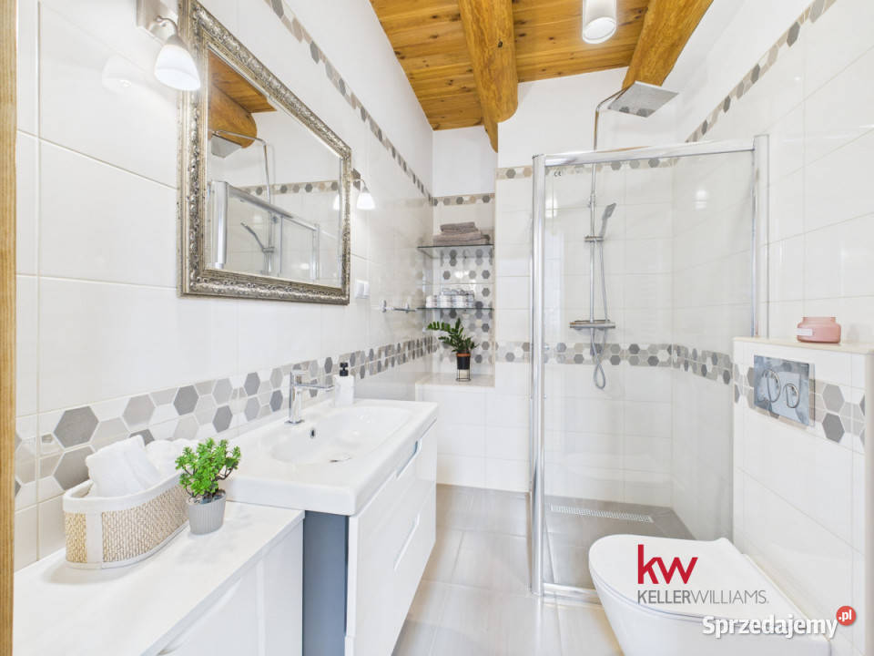 Dom wolnostojący Kamion 246m2 dachówka Sprzedaż