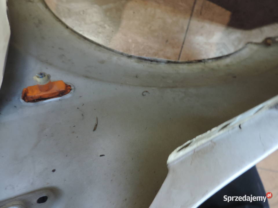 BŁOTNIK PRAWY PRZEDNI FORD FIESTA MK 6 FL KOLOR małopolskie Nowy Sącz