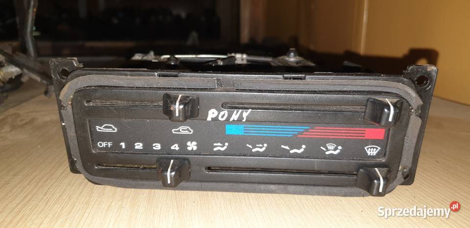 Pnel nawiewu Hyundaia Pony osobowe mazowieckie Helenów
