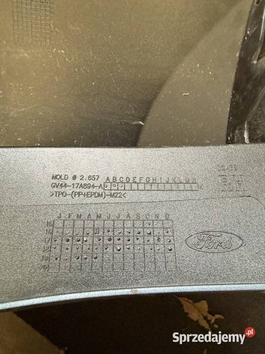 Narożnik Prawy tył zderzak Ford Kuga mk2 osobowe świętokrzyskie Radlin sprzedam