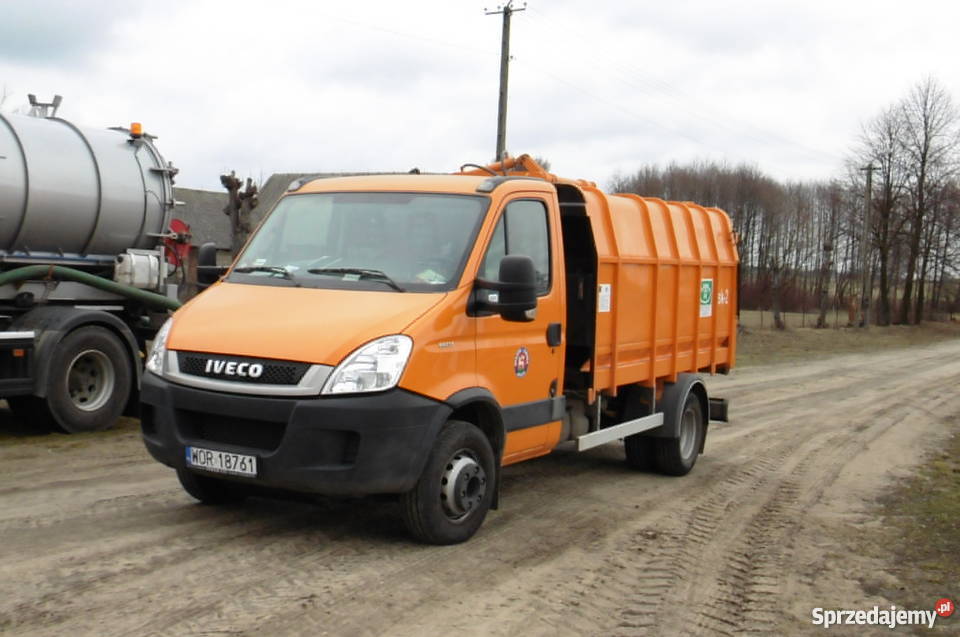 Samochód śmieciarka Brok