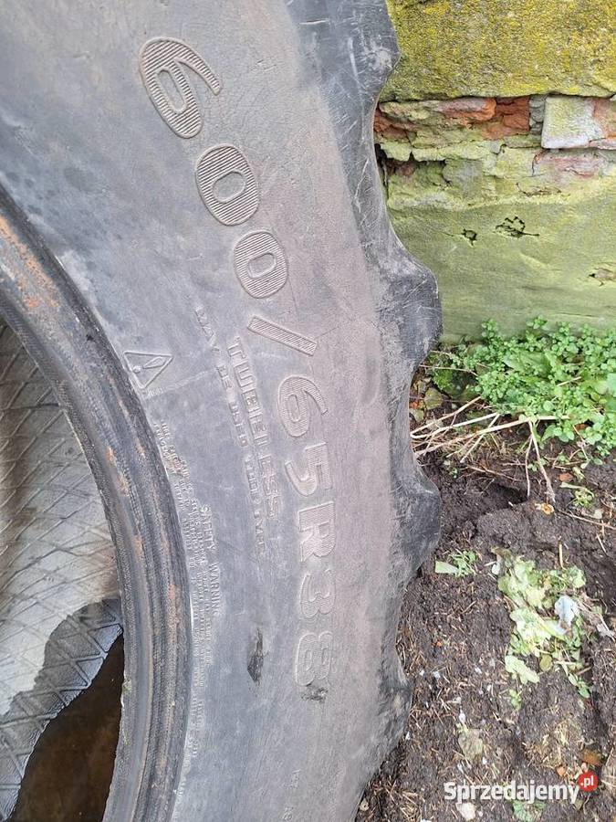 Opony 600 65 R38 Goodyear 2 bieżnik 40 Opony rolnicze Molna