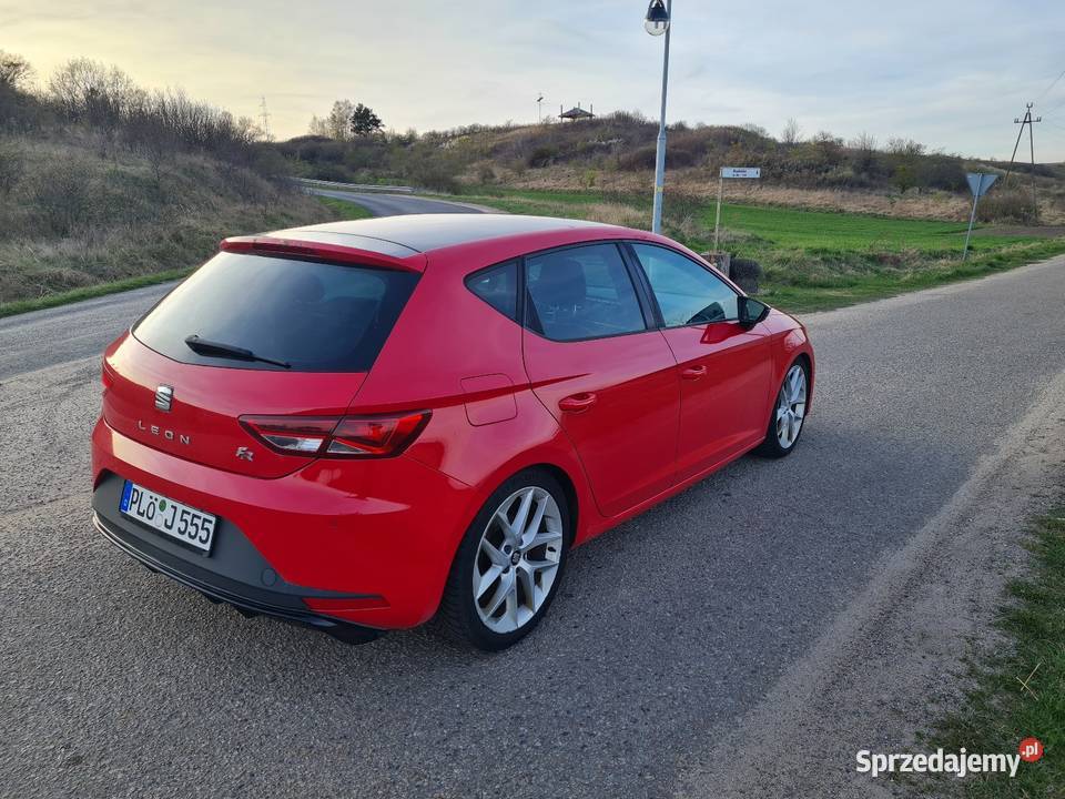 Seat Leon Fr czerwony Leon Samochody osobowe Piła